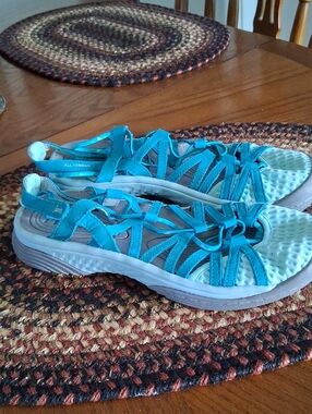 Jambu Women’s Teal Strappy Outdoor Sandals Sz.7